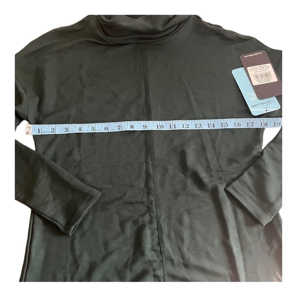 SKECHERS SKECHLUXE turtleneck in green - Picture 13 of 13